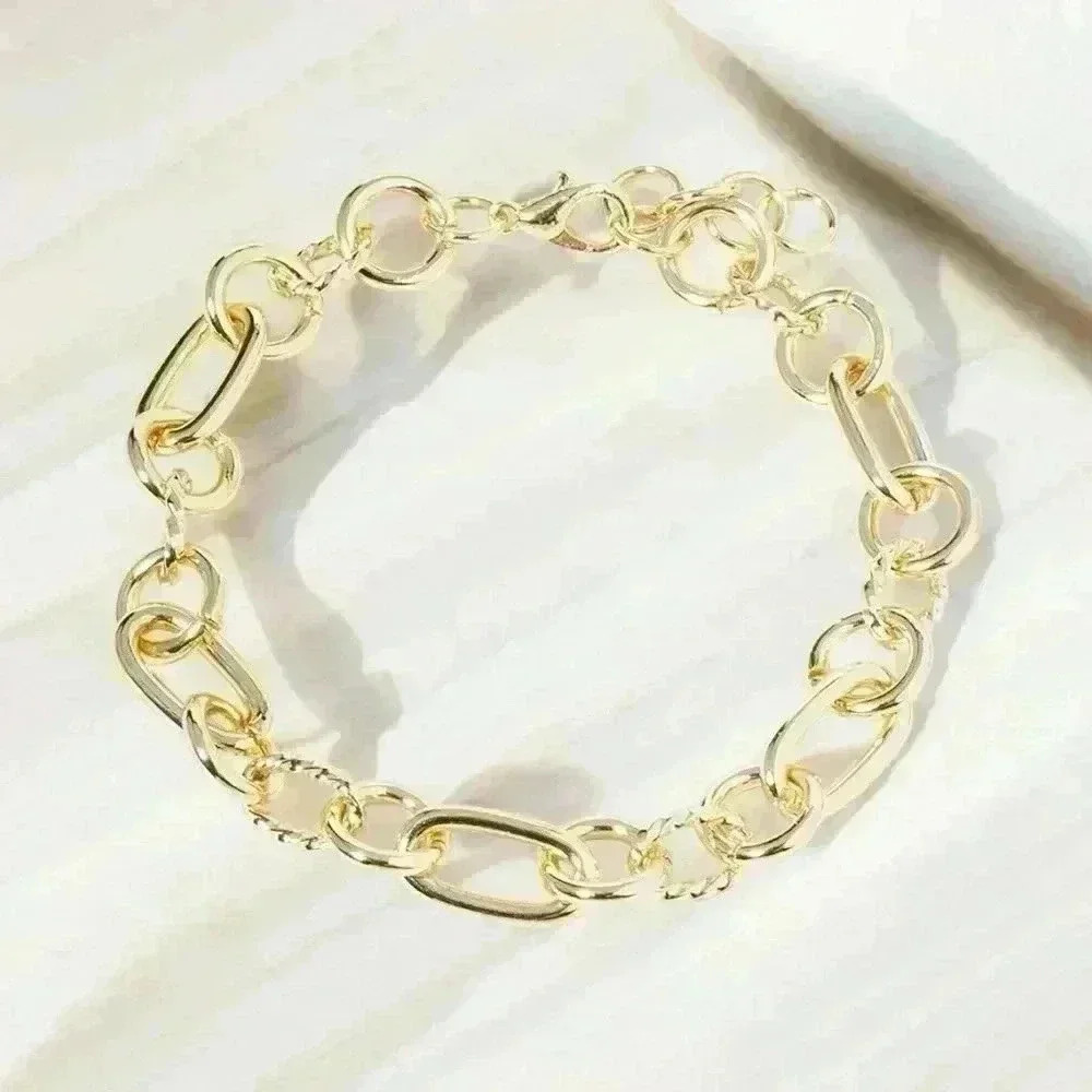 Gold Chunky Chain Link Bracelet
